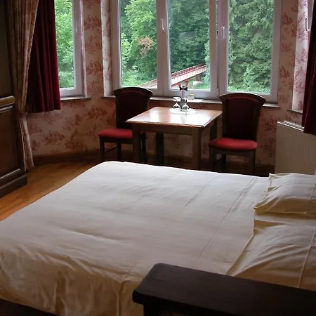 Hotel Restaurant Comtes De Chiny